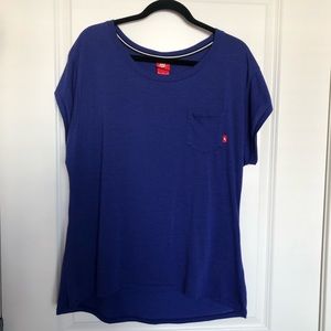 EUC - Nike Workout Shirt